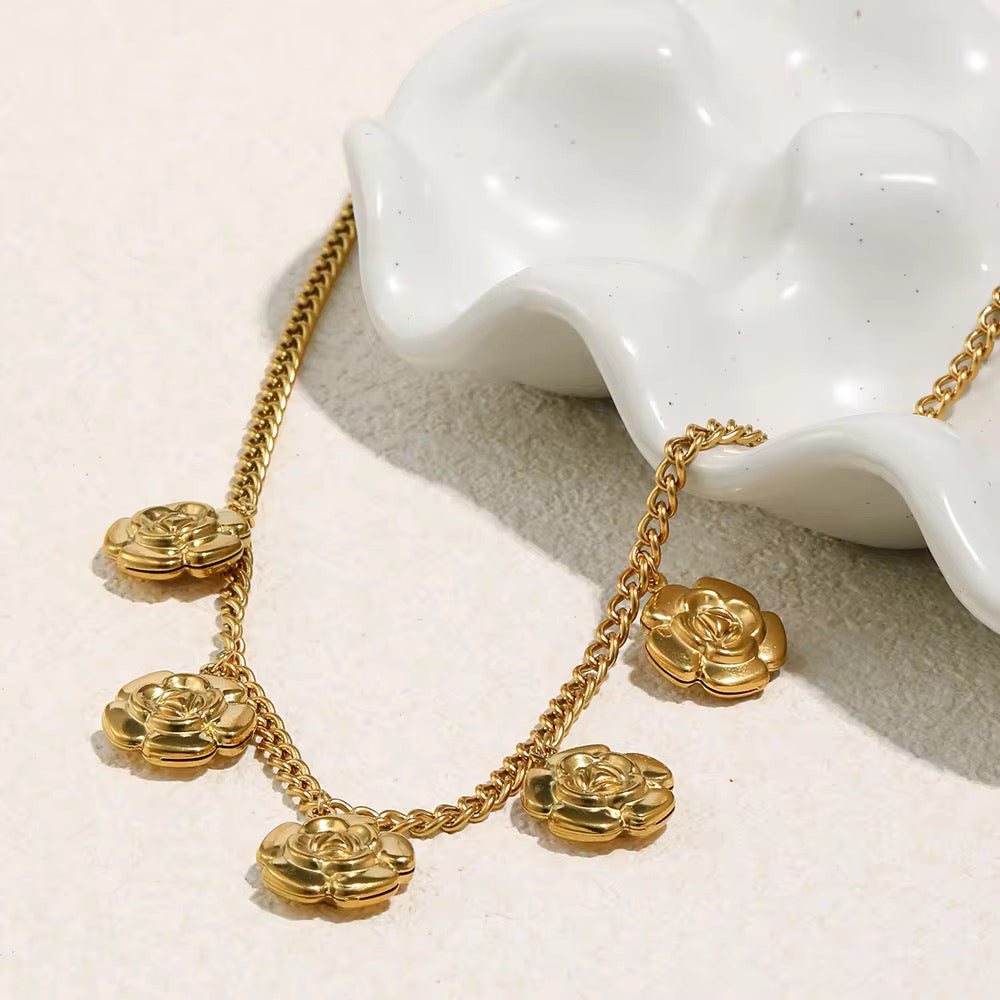 Flower Charm necklace
