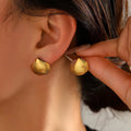 Shell Stud Earring